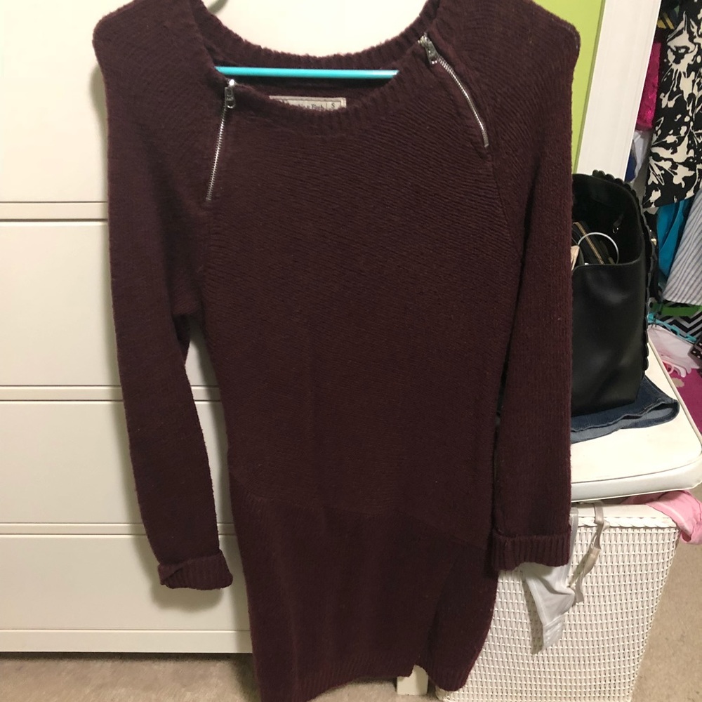 Abercrombie Maroon Sweater Dress w/Shoulder Zips